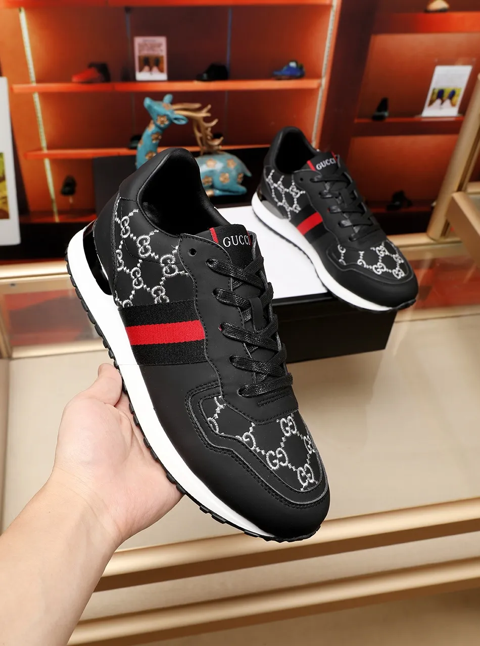 Factory price: 400💰 (GUCCI) The latest summer model from the official website🎁🎁casual and fashionable men's shoes👟, hot style💥The version is simple and elegant, exclusive for trendy men, the upper is made of calfskin electric embroidery pattern ➕The inner lining is made of sheepskin, soft and comfortable, black and white two-color optional, code number: 38-44, customized 45